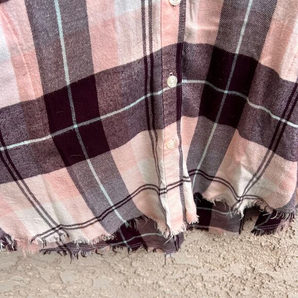 Aerie Fringe Hem Plaid Button Down Shirt Size Medium - Picture 5 of 6